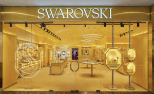 インドにおけるローカライズ戦略事例｜スワロフスキーの没入型店舗